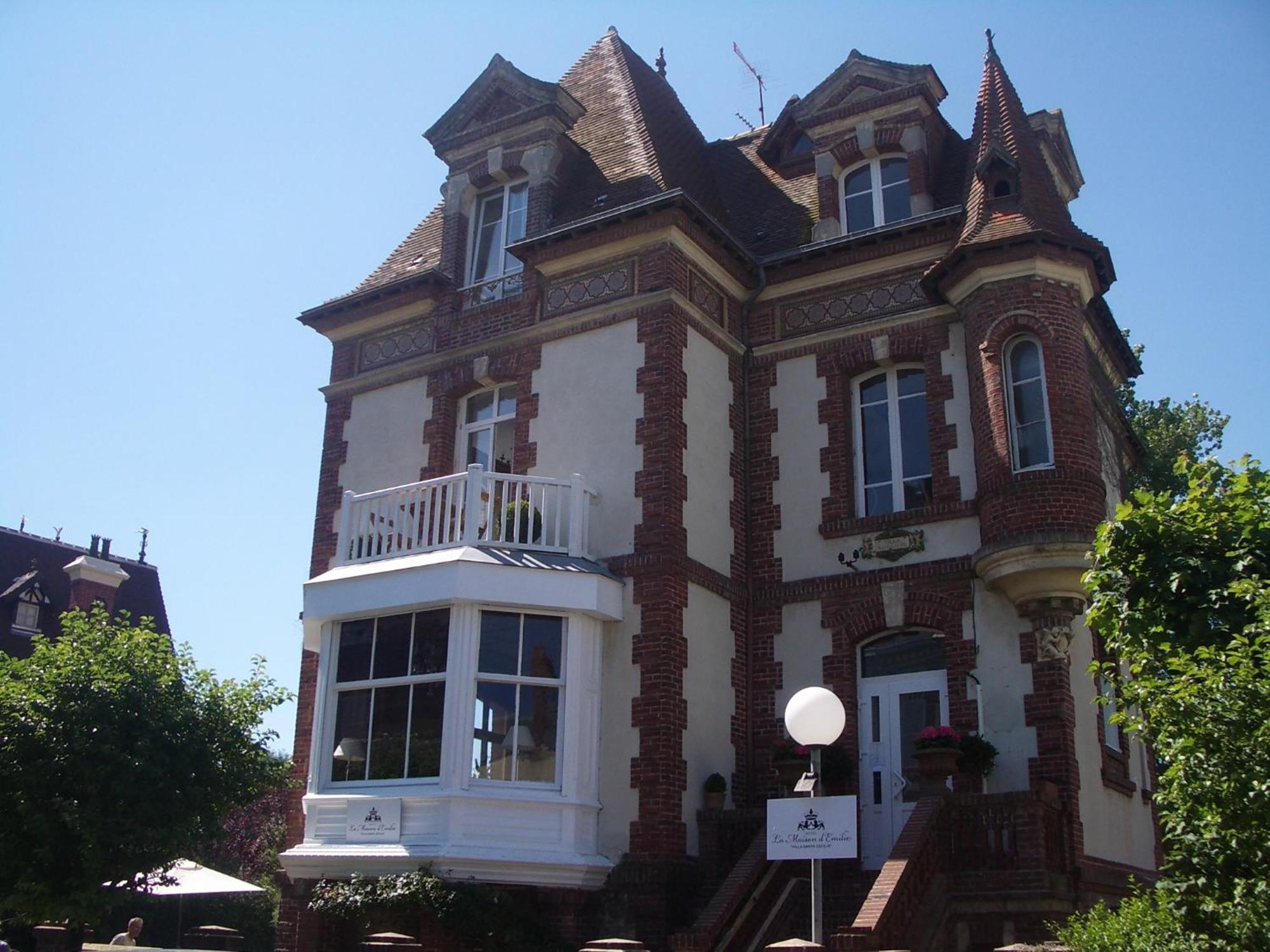 La Maison D'Emilie 울가트 외부 사진